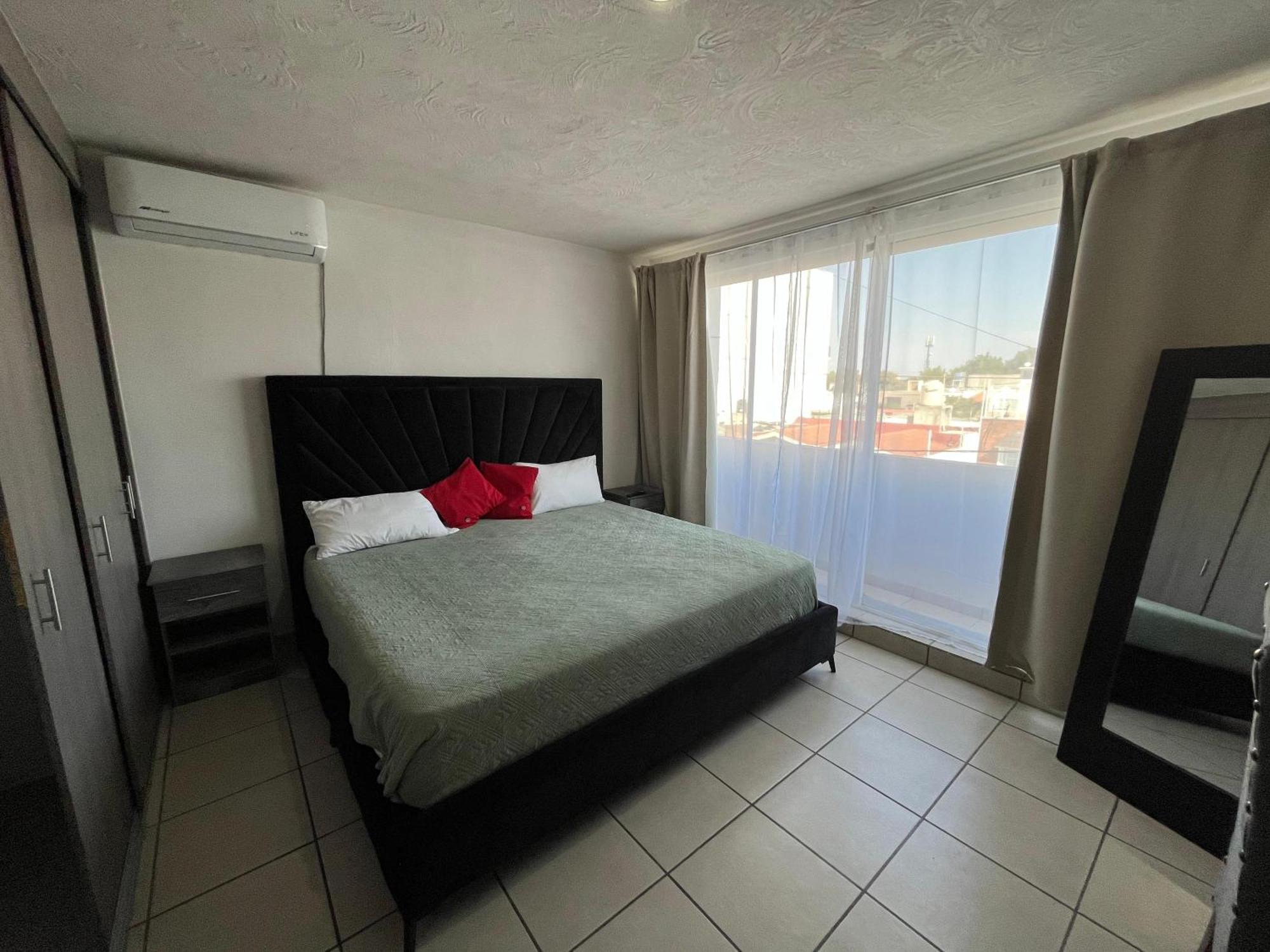 1 Venator House Boutique Aparthotel León Exteriör bild